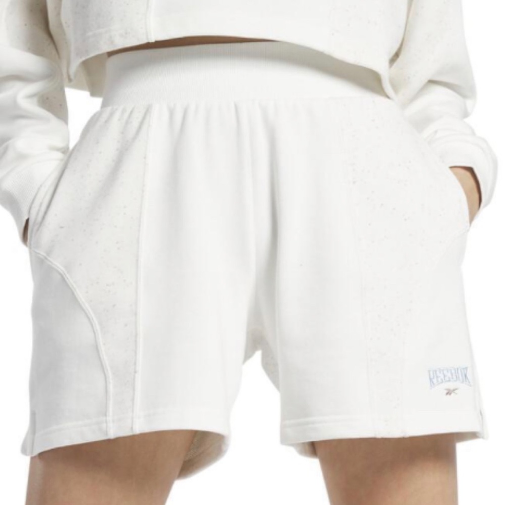 Reebok Women's Athletic Varsity HR Shorts, Nice Quality.  Size 2X, Retails $50